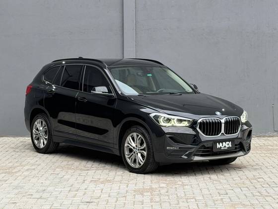 BMW X1 2.0 16V TURBO ACTIVEFLEX SDRIVE20I GP 4P AUTOMÁTICO BMW X1 2.0 16V TURBO ACTIVEFLEX SDRIVE20I GP 4P AUTOMÁTICO
